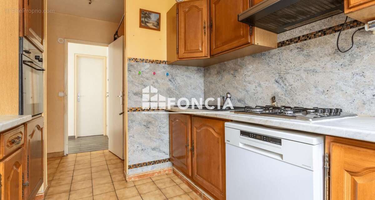 Appartement à GRIGNY