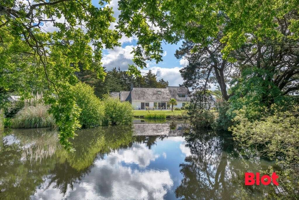 Maison 288 m² à Guerande  - photo 2