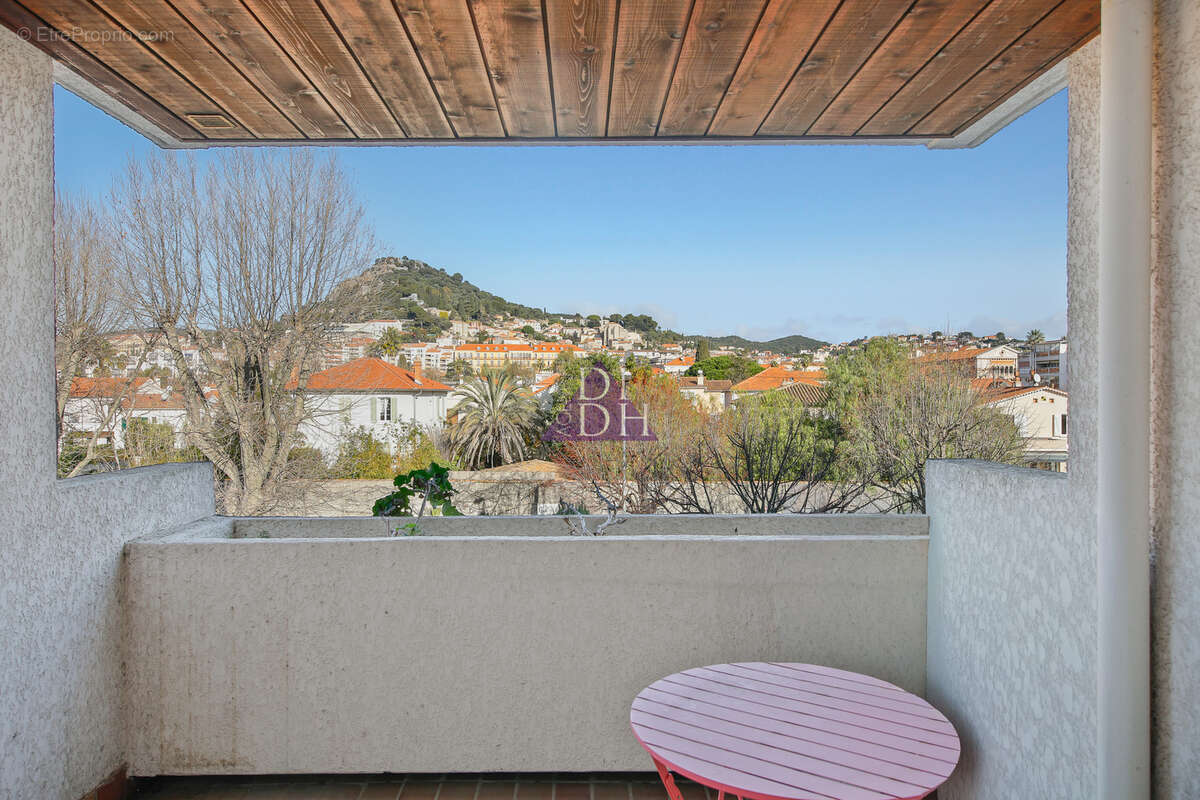 Appartement à HYERES