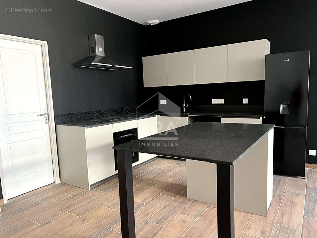 Appartement à BYANS-SUR-DOUBS
