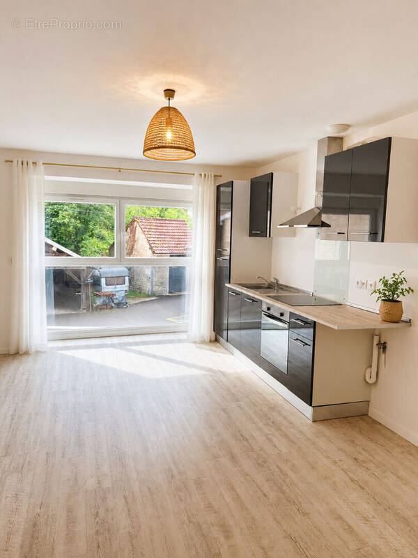 Appartement à CHALEZE