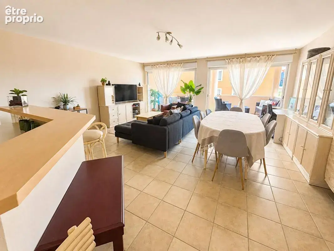 Appartement Hyères 4 pièce(s) 95 m2 - photo 3