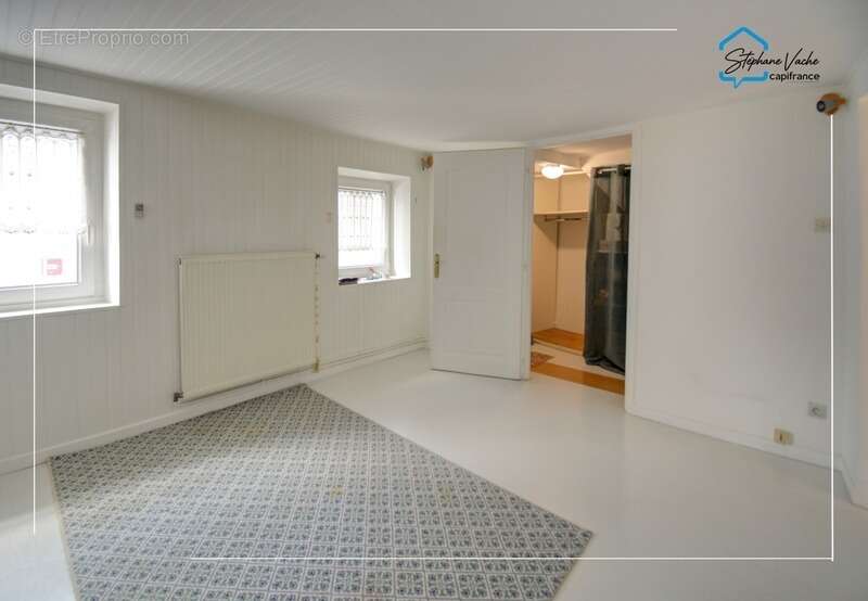 Maison à LA FOUILLOUSE