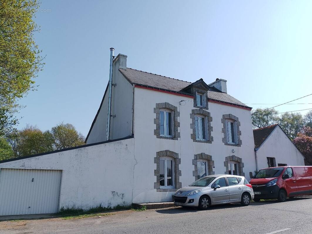 Maison à PLUMELIN