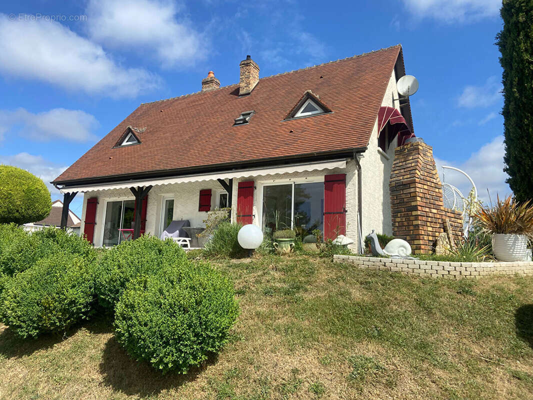 Maison à CHAULGNES