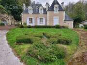 Maison à LA CHARTRE-SUR-LE-LOIR