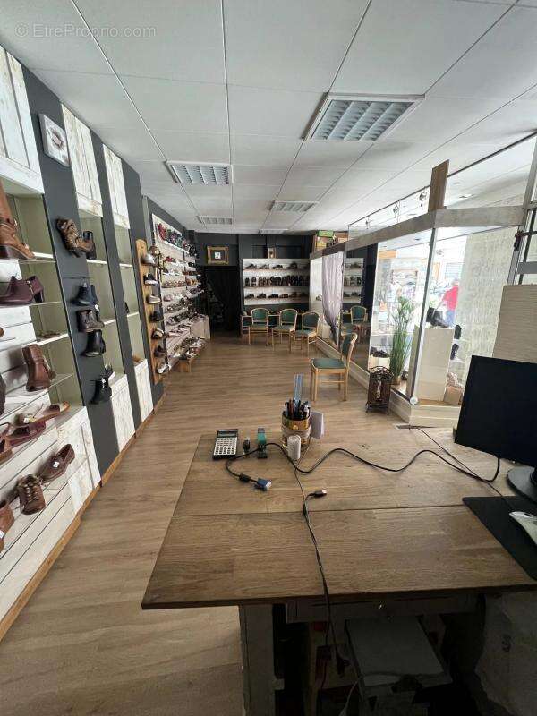 Commerce à BRIANCON