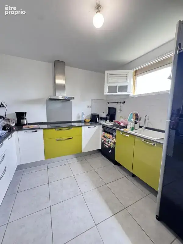 A VENDRE  Appartement meublé T4  - Fort de France 97200 - photo 2