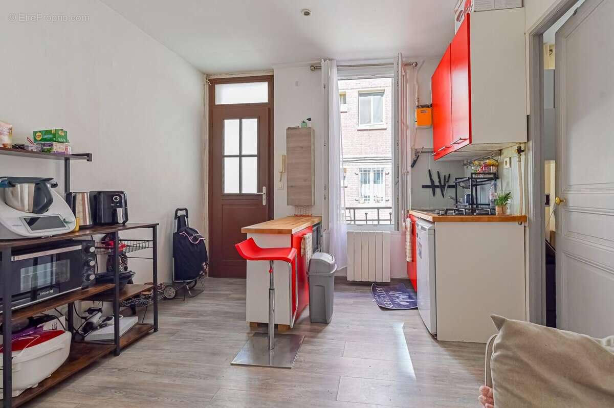 Appartement 24 m² à Clichy  - photo 3
