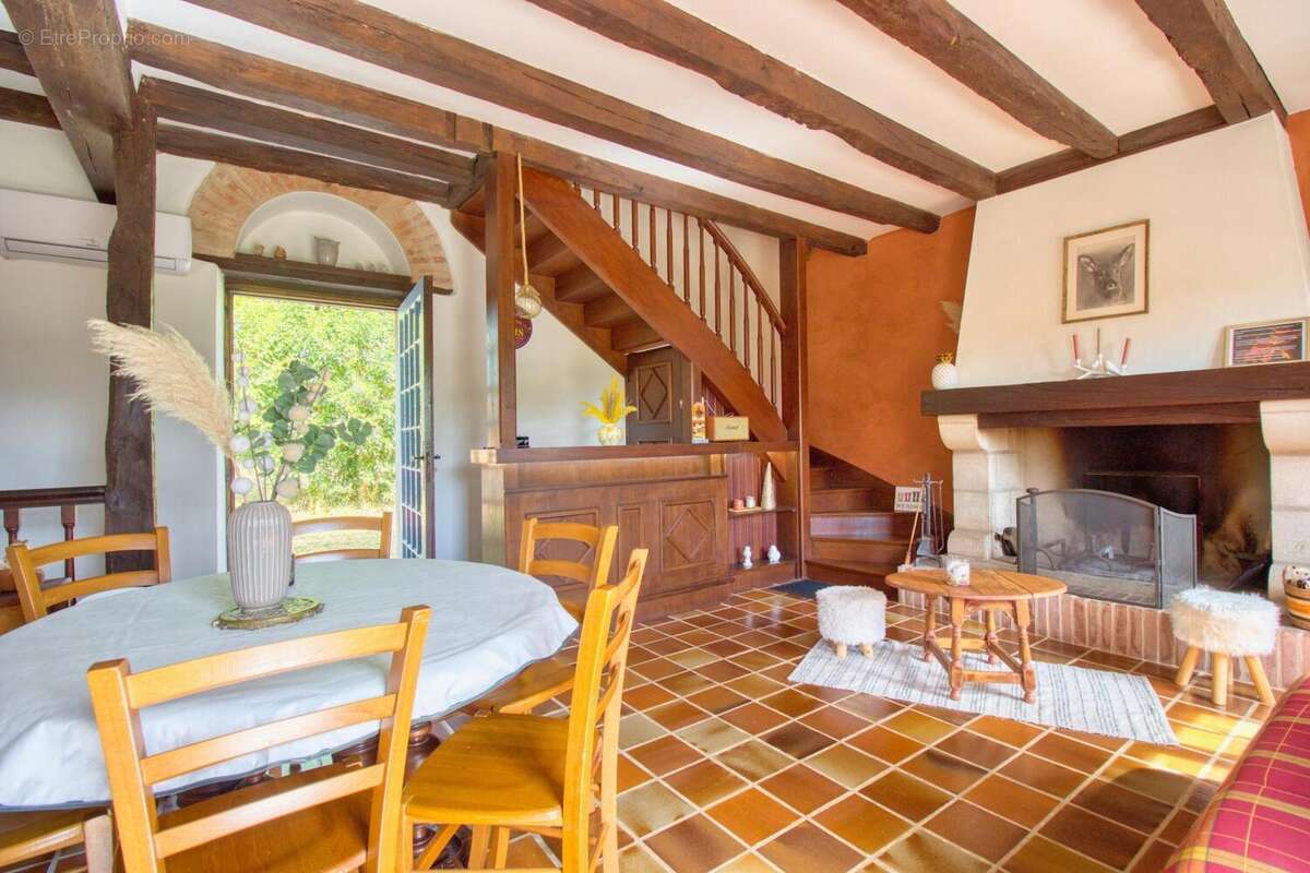 Maison 88 m² à Albi  - photo 3
