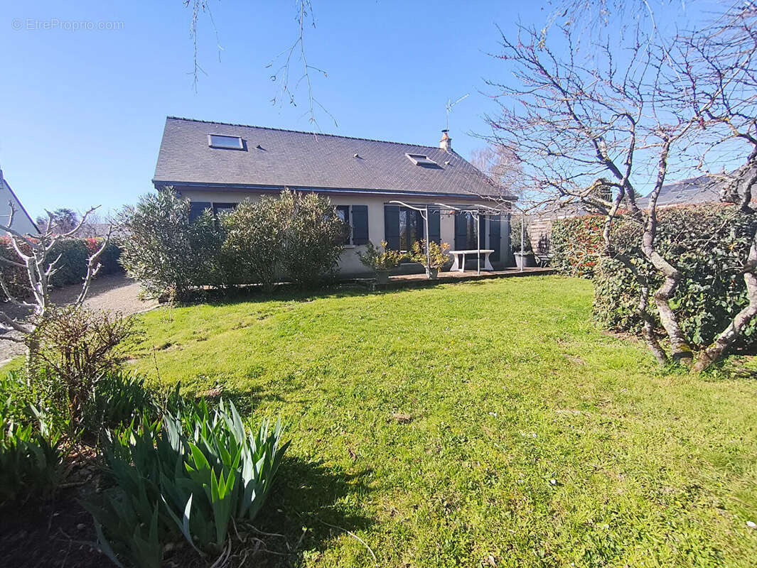 Maison à MAZE