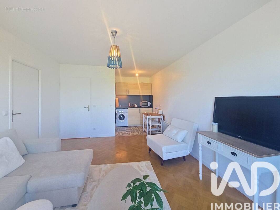 Photo 1 - Appartement à SAINT-OUEN-L'AUMONE