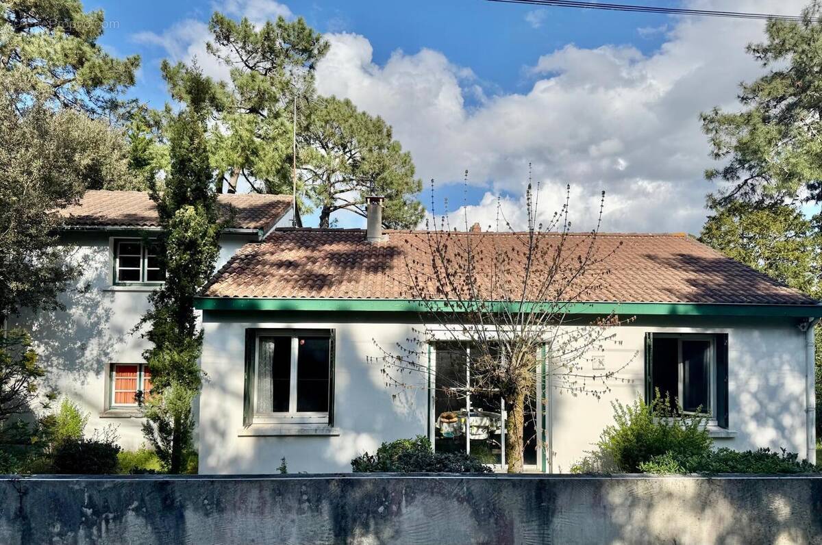 Photo 1 - Maison à SAINT-TROJAN-LES-BAINS