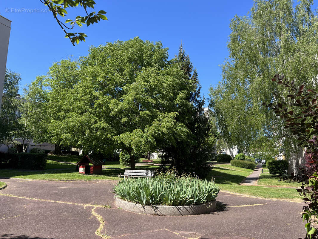 Appartement à JOUY-EN-JOSAS