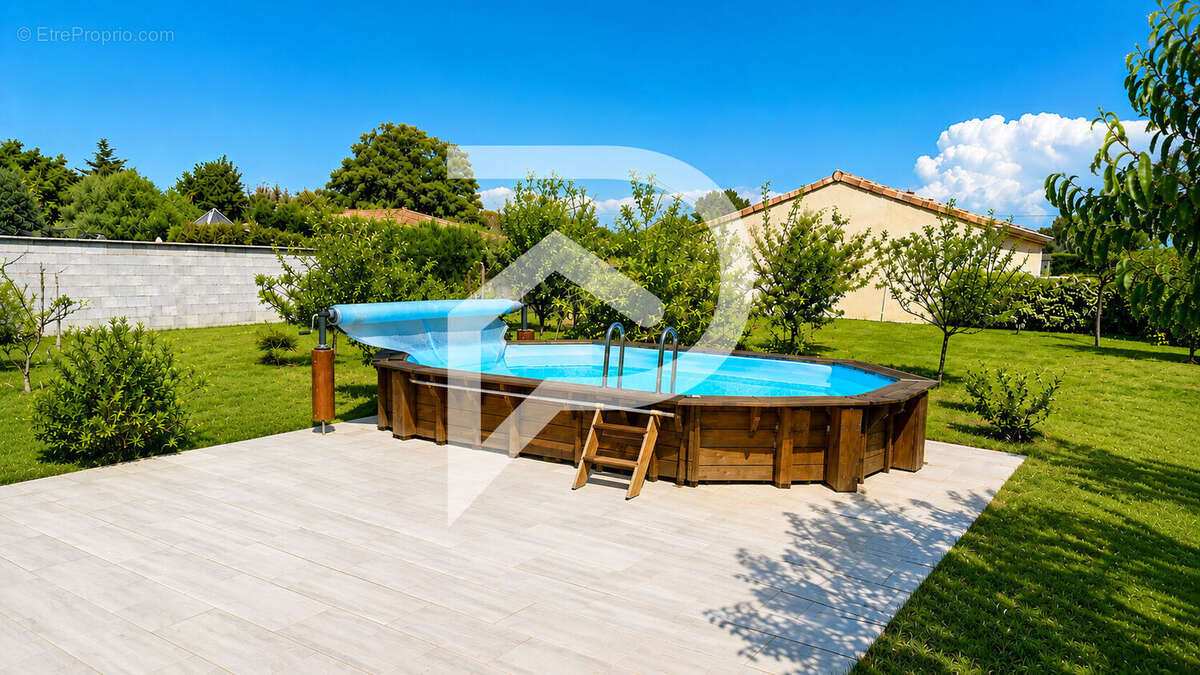 Maison 92 m², 3 chambres avec jardin, piscine et grand sous-sol - photo 2