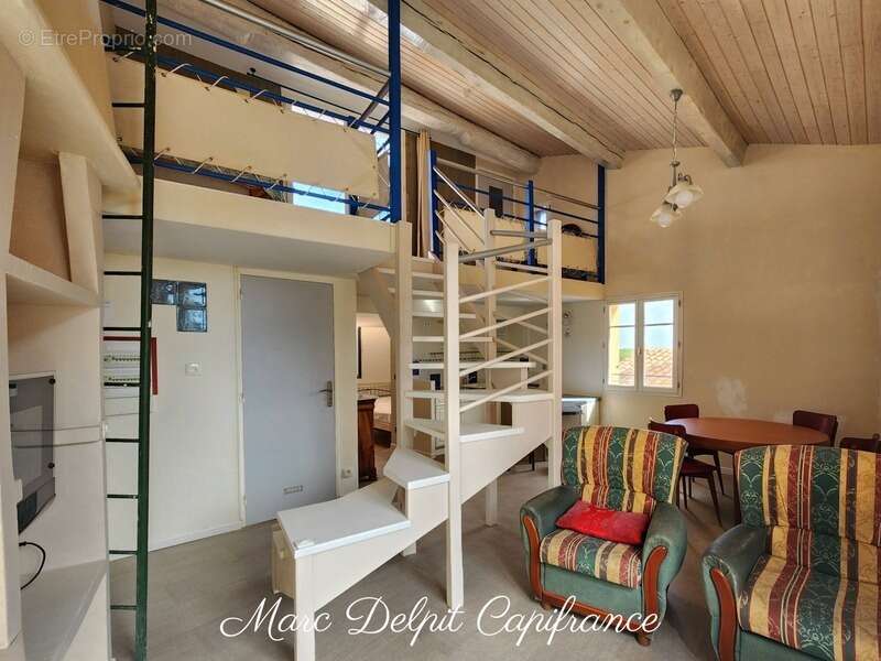 Maison de village 253 m² (169 m² habitables)+ garage + terrasse et mezzanine – Elne Centre historique – Idéal investisseur ou fa - photo 5