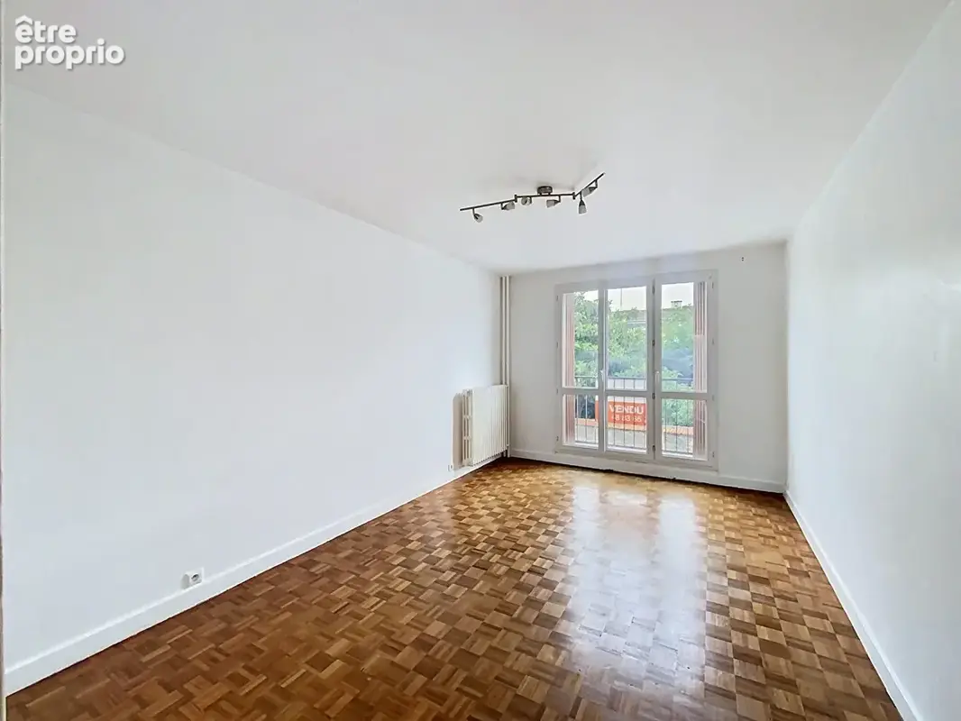 Appartement à SAINT-MAUR-DES-FOSSES