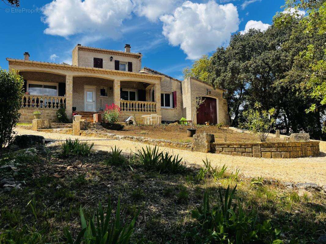 Maison à GOUDARGUES