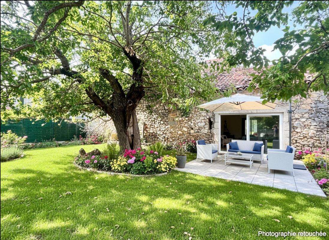 Maison à SAINT-JULIEN