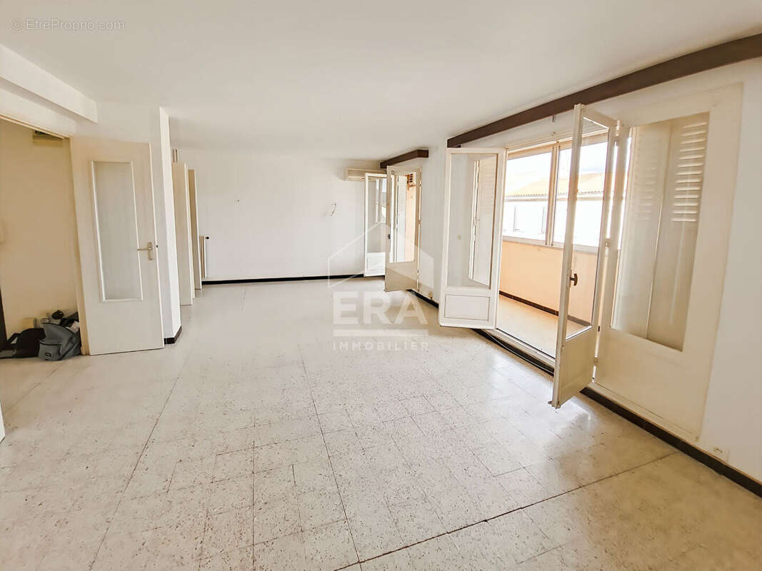 Appartement à SALON-DE-PROVENCE