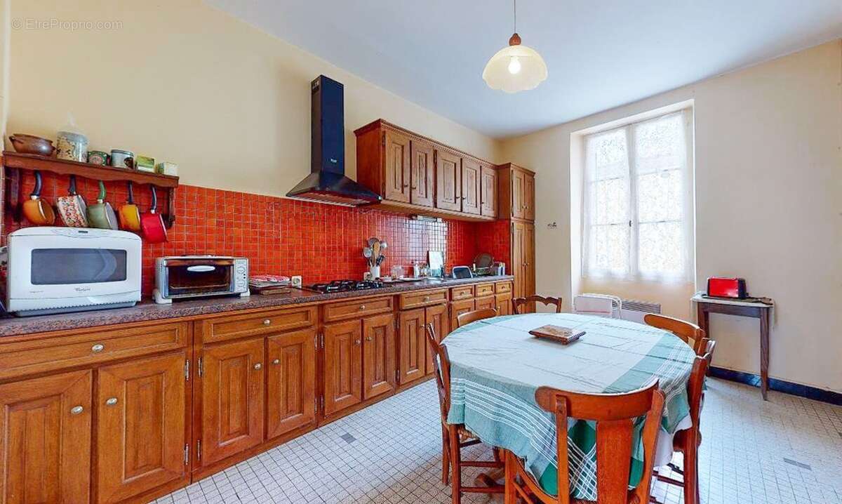 Maison à SAINT-BARTHELEMY-D'AGENAIS