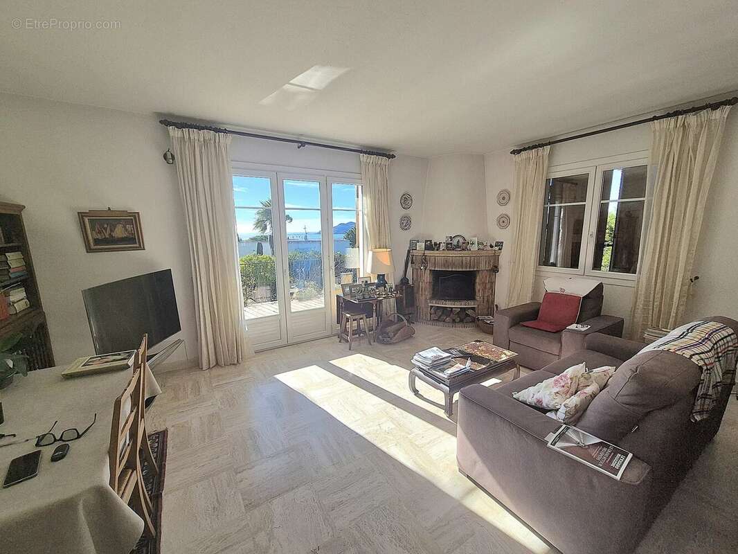 Maison à CANNES