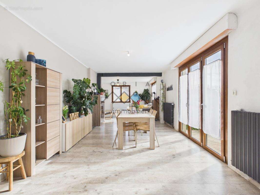 Maison à FEY-EN-HAYE