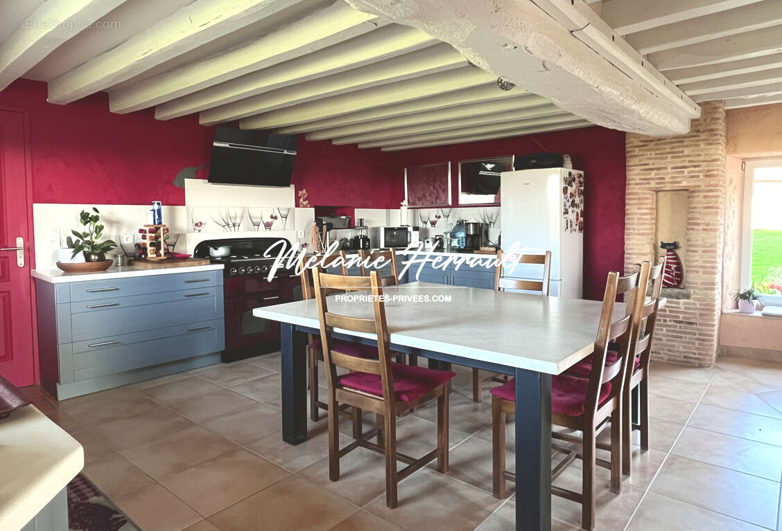 Maison à PARIGNE-L'EVEQUE