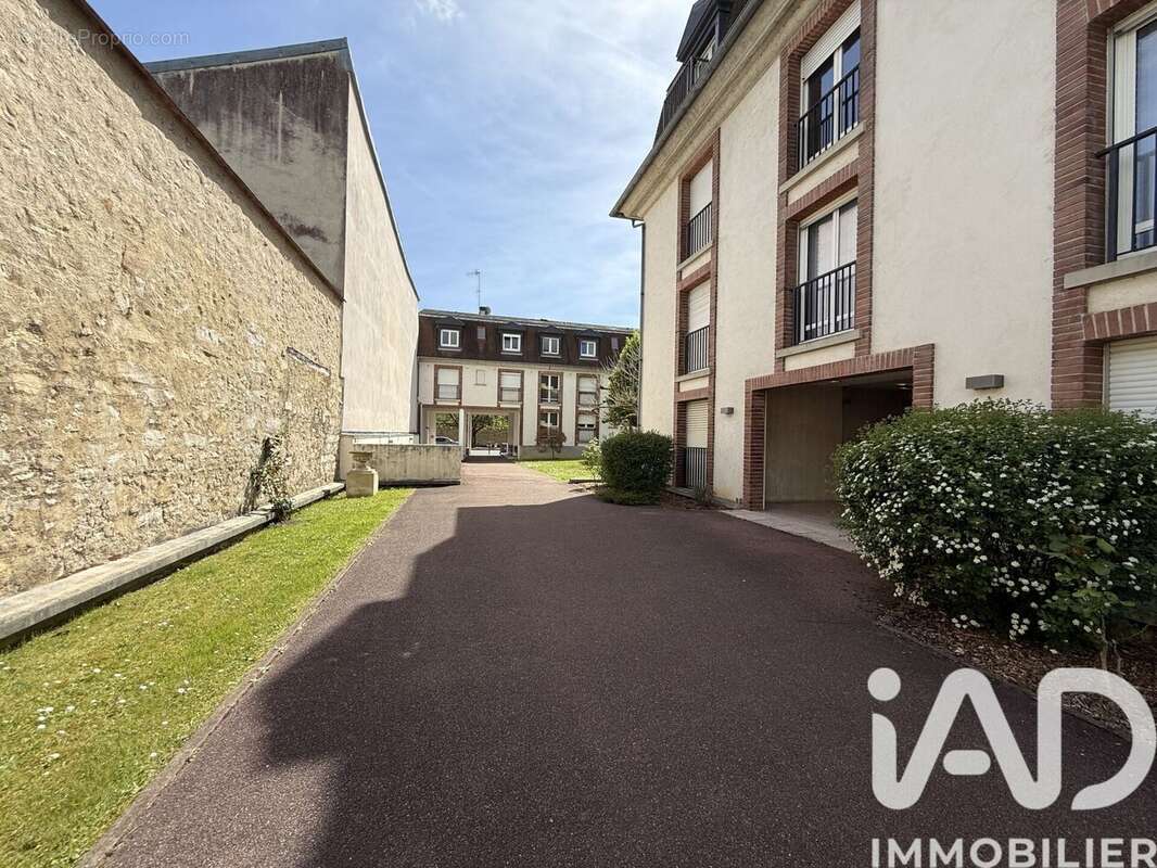 Photo 2 - Appartement à FONTAINEBLEAU