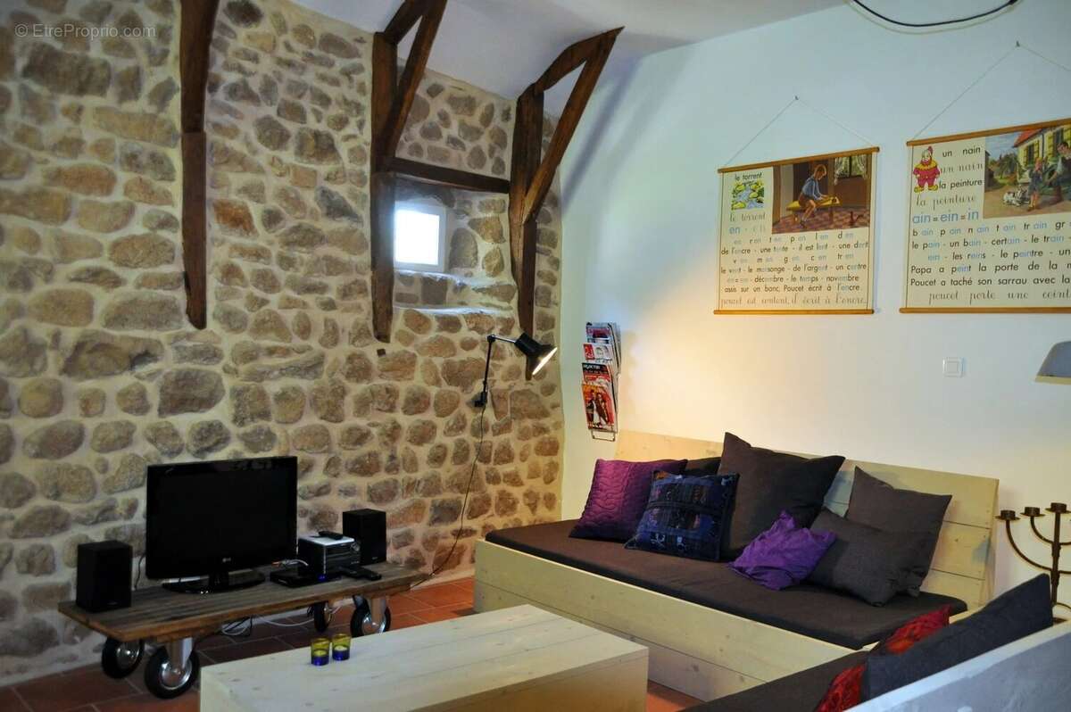 Appartement à PRIVAS