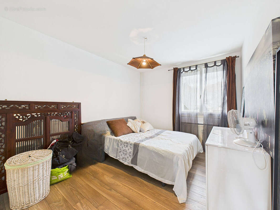 Appartement à BOURG-LES-VALENCE