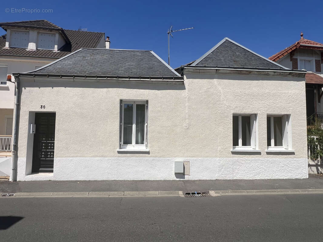 Maison à SAINT-PIERRE-DES-CORPS