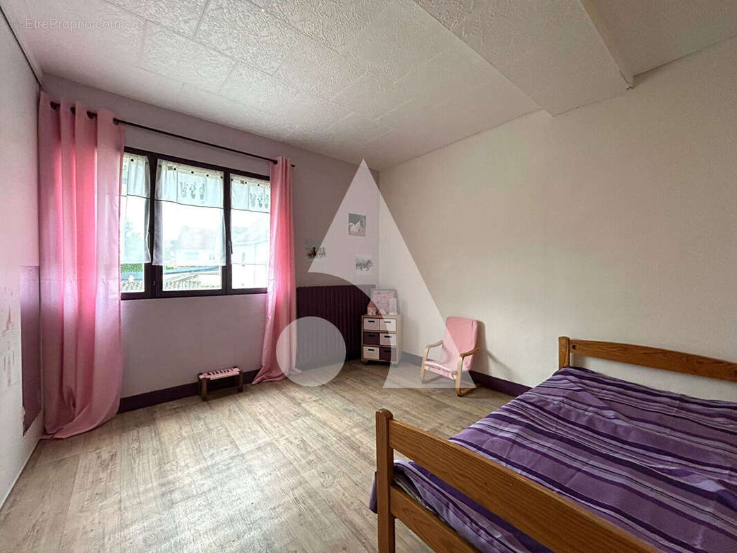 Maison à NANTEUIL-LES-MEAUX