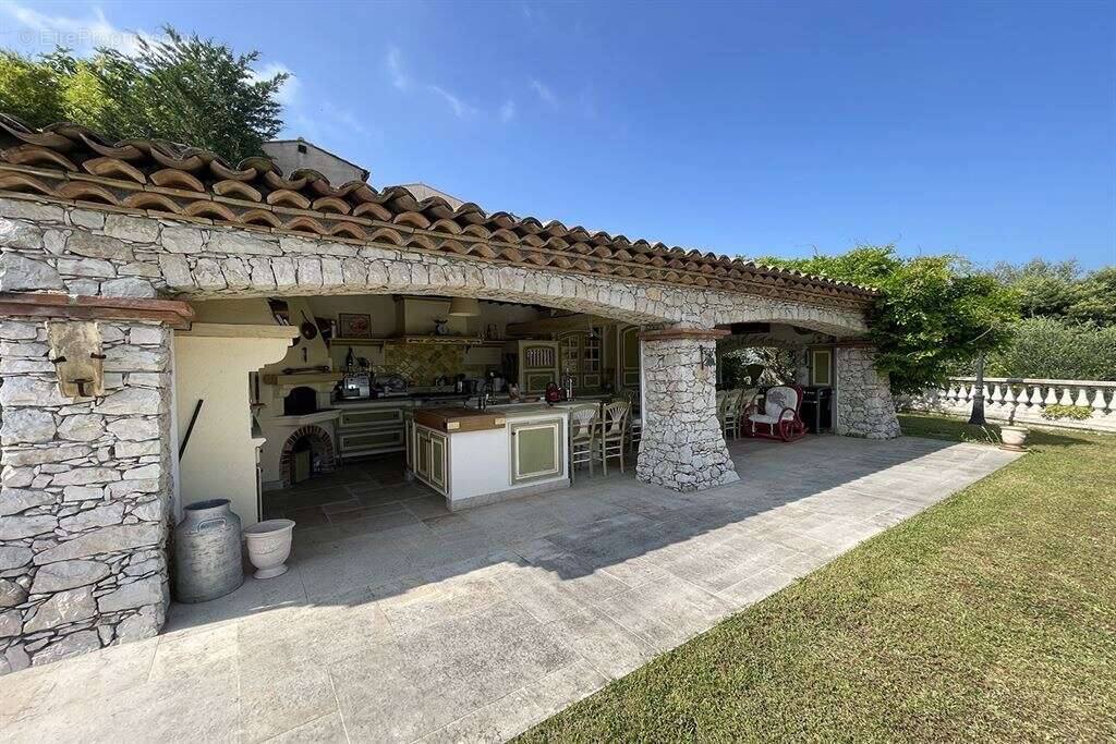 Maison à LA GAUDE