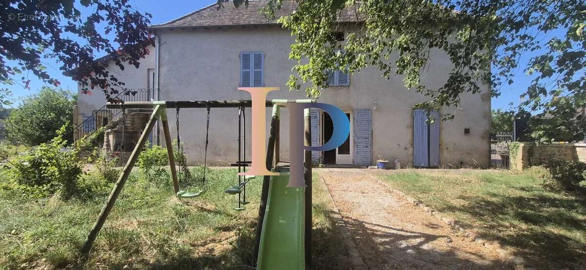 Maison 133 m² à Ligny-En-Brionnais  - photo 17
