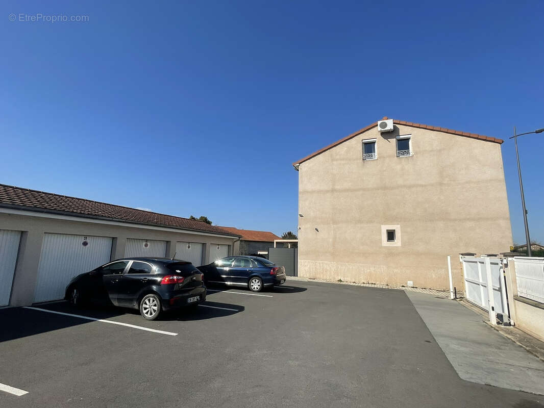 Appartement à RIORGES