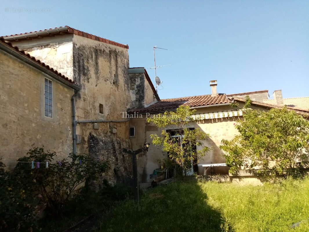 Autre à MAREUIL
