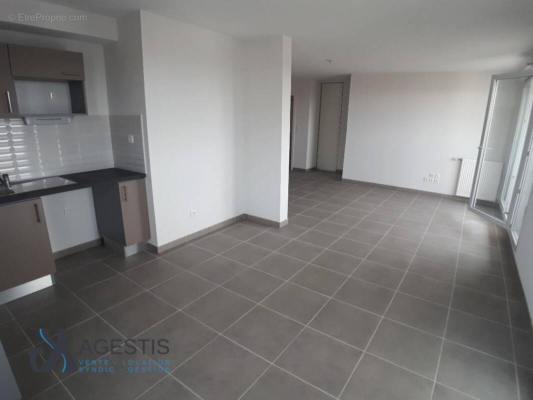   - Appartement à TOULOUSE