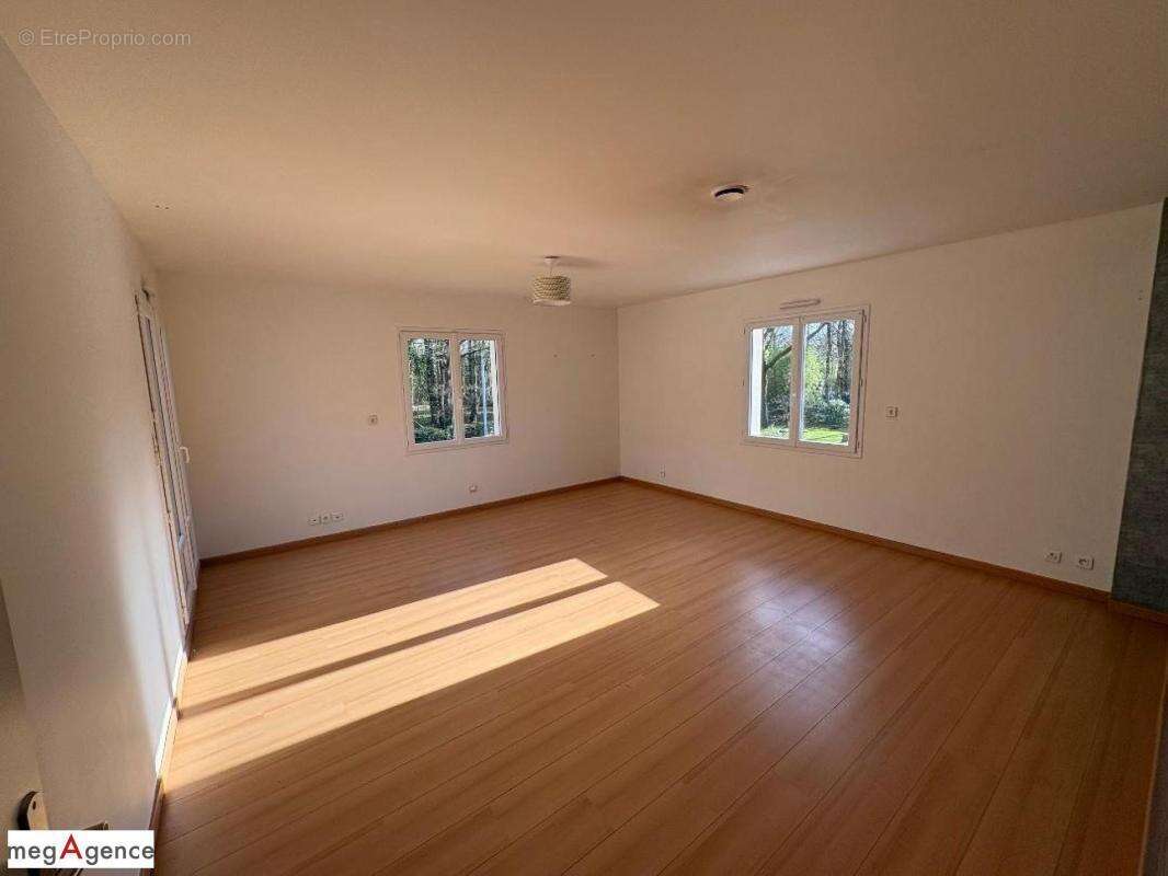 Maison à LA CHEVROLIERE