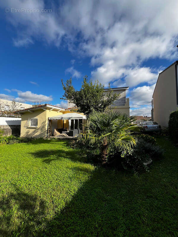 Maison à LE BOUSCAT