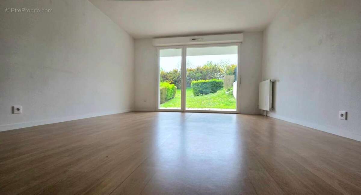Appartement à SAINT-AVE