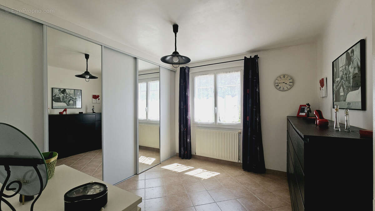 Maison à LA CADIERE-D'AZUR