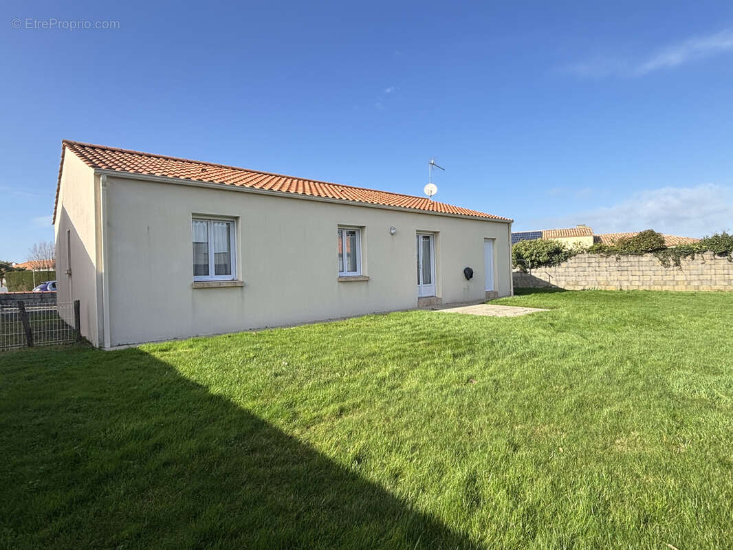 Maison à SAINT-MATHURIN