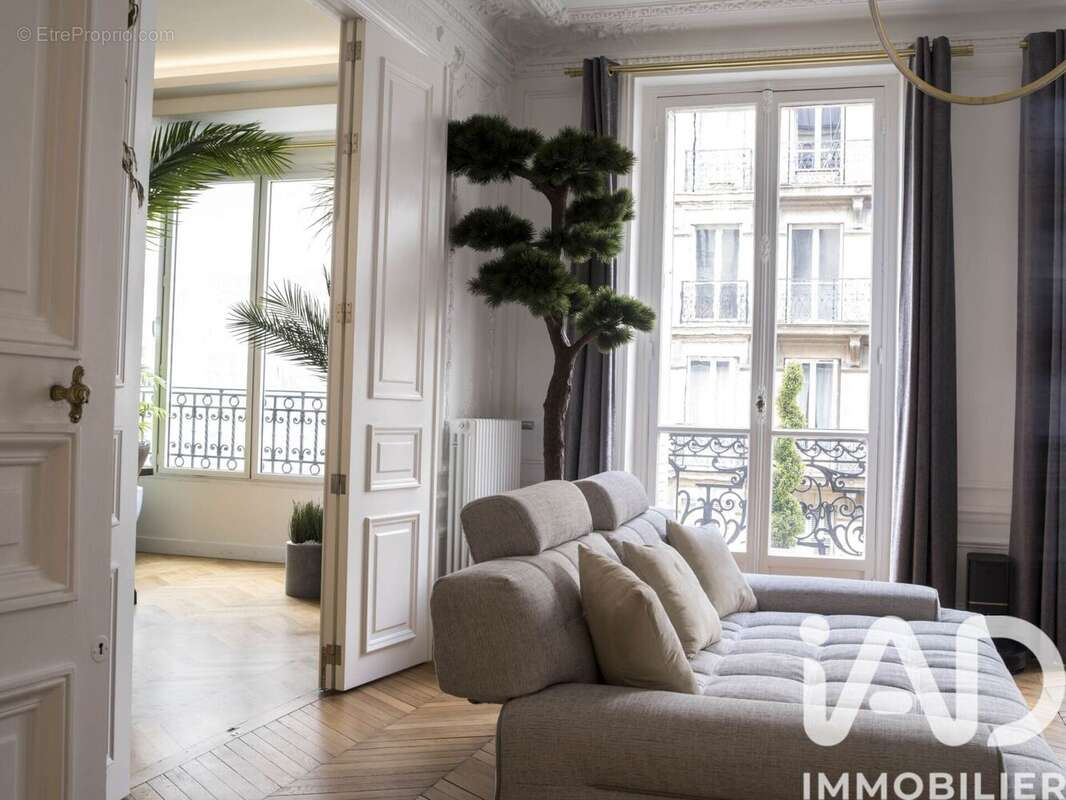 Photo 4 - Appartement à PARIS-10E