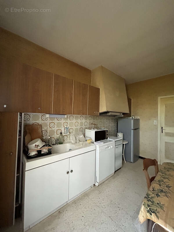 Rare et exceptionnel : Maison 4 chambres avec piscine et grand terrain au cœur de Bram. - photo 13