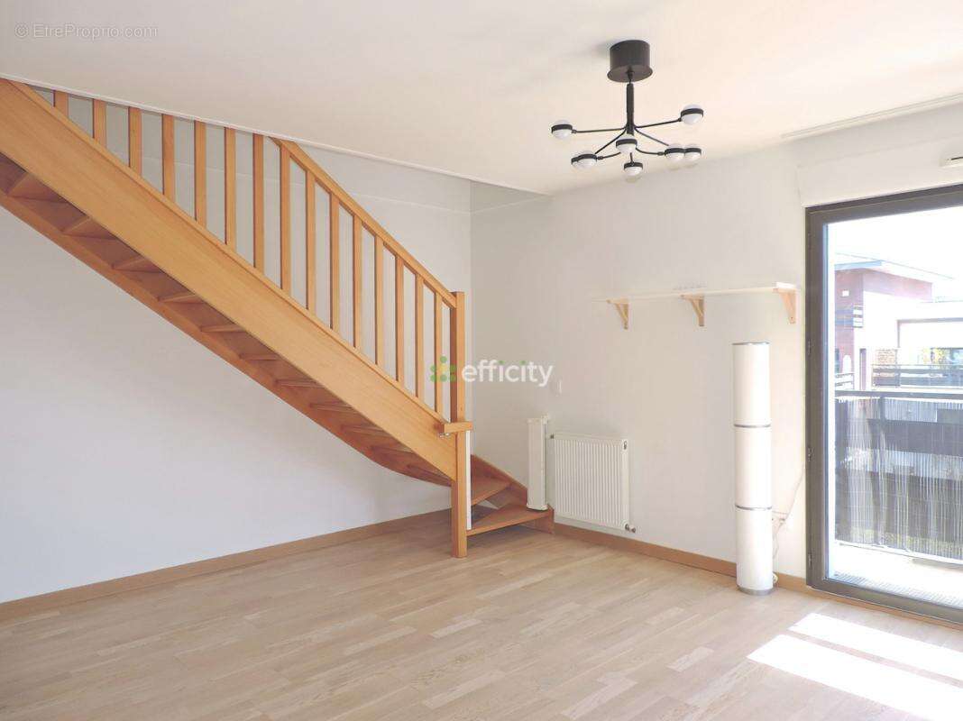 Appartement à PONTOISE