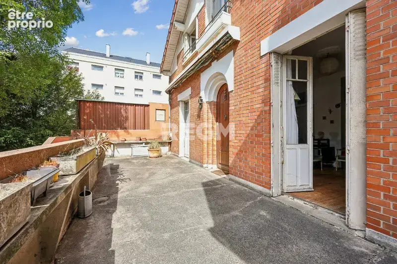 Maison familiale de 138 m2 avec terrain de 610 m2   Sceaux - photo 3