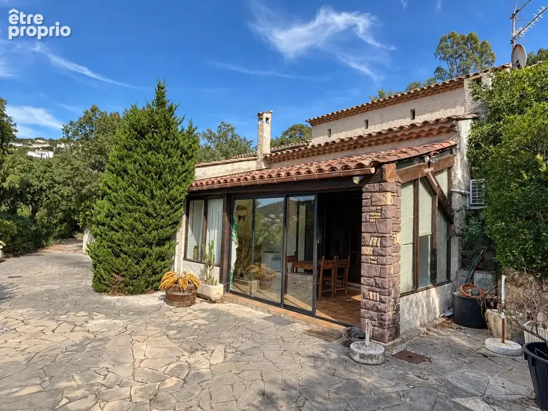Maison 4 pièces 97 m² à vendre à Roquebrune-Sur-Argens (83380) - photo 3