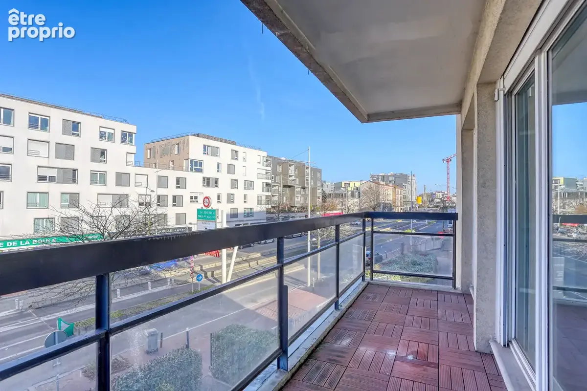 Appartement 3p - deux balcons - place de parking - photo 3