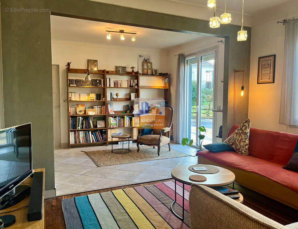 Maison à BOUGUENAIS